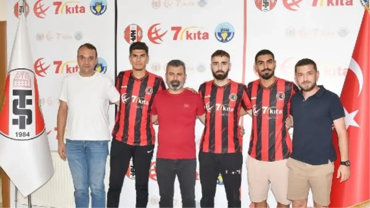 Turgutluspor, transfer döneminin son gününde 3 oyuncuyla anlaştı
