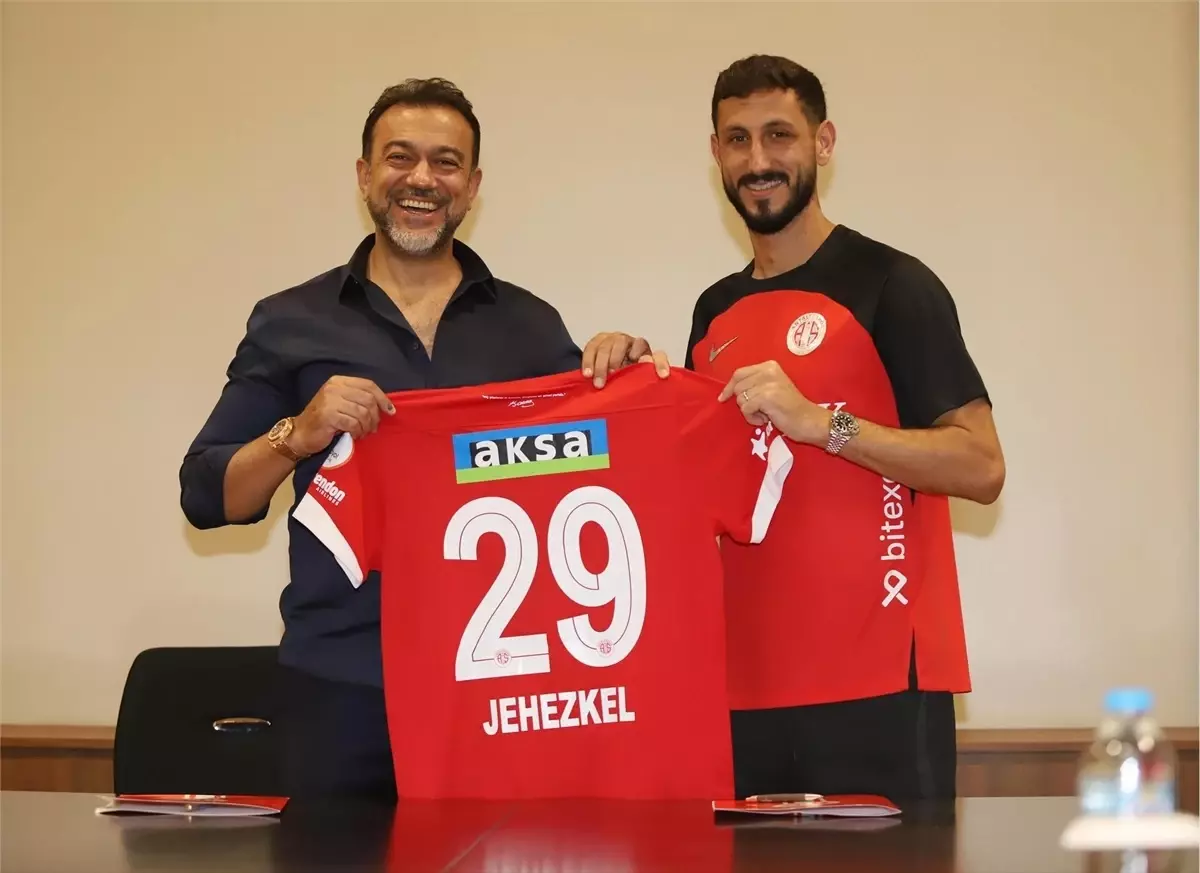 Antalyaspor, İsrailli oyuncu Sagiv Jehezkel\'i transfer etti