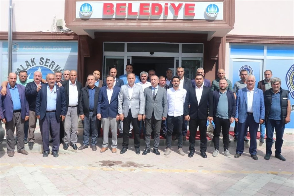 Asarcık Belediye Başkanı Şerif Kılağuz, mahalle muhtarlarıyla bir araya geldi