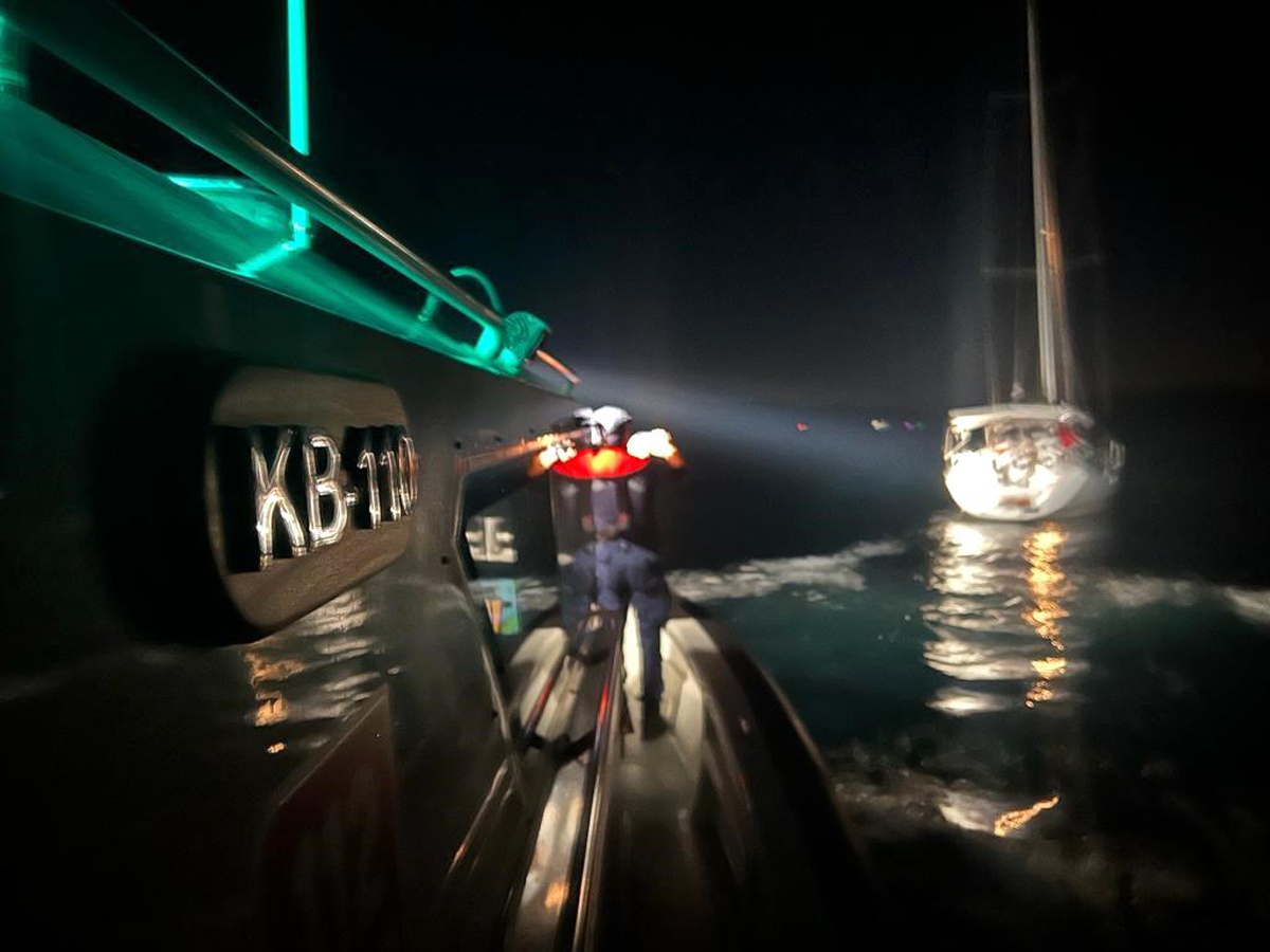 Bodrum\'da 94 düzensiz göçmen yakalandı, 3 göçmen kaçakçısı gözaltına alındı