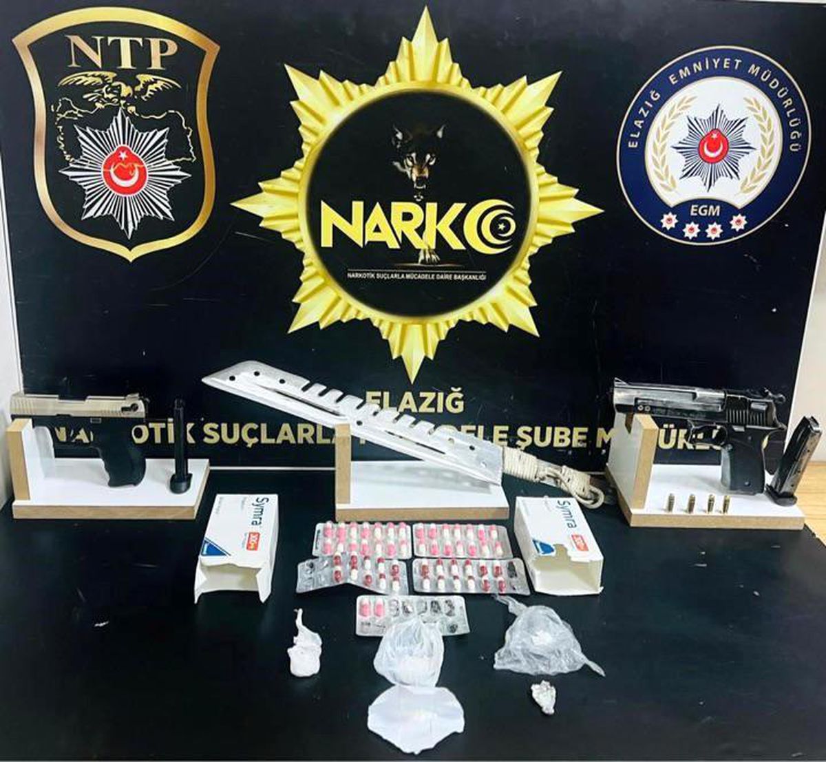 Elazığ\'da Uyuşturucu Operasyonu: 2 Satıcı Yakalandı