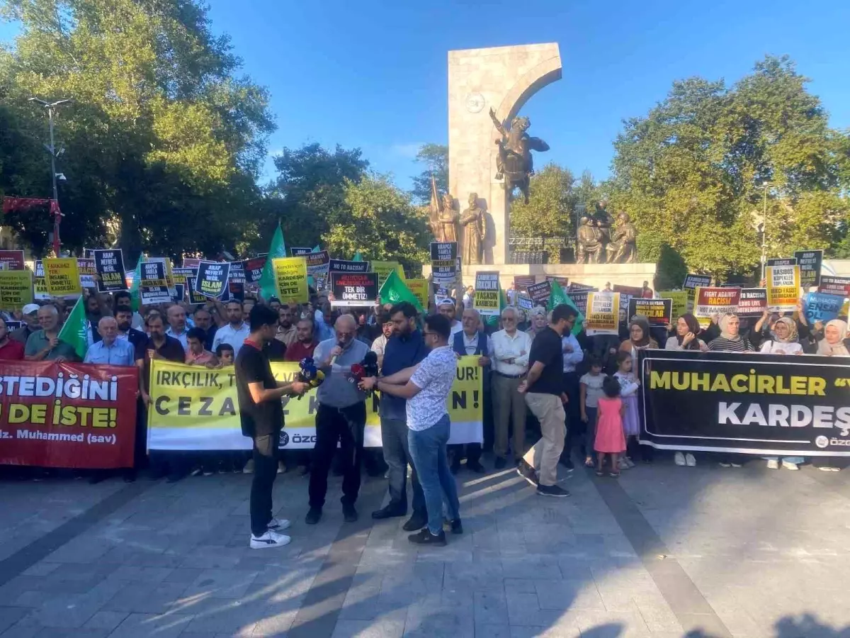 Fatih\'te Irkçılığa Karşı Kardeşlik Açıklaması: 6 Kişi Gözaltına Alındı