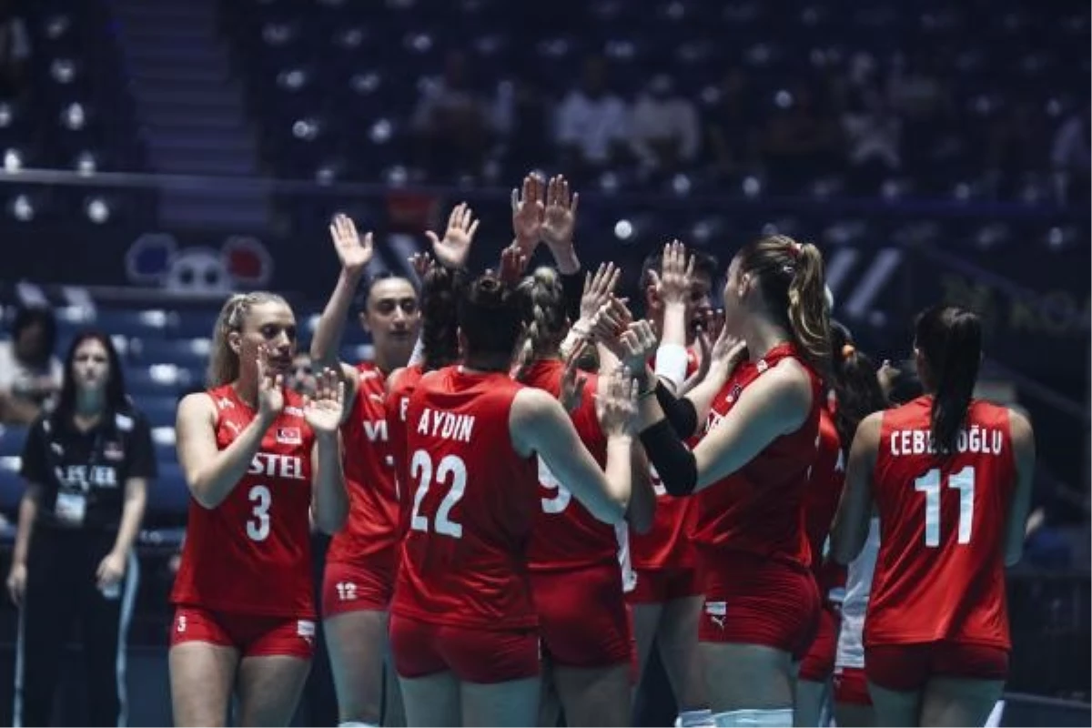 Türkiye A Milli Kadın Voleybol Takımı, Paris 2024 Olimpiyat Elemeleri\'ne galibiyetle başladı