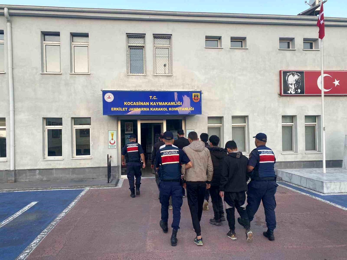 Kayseri\'de 7 düzensiz göçmen yakalandı