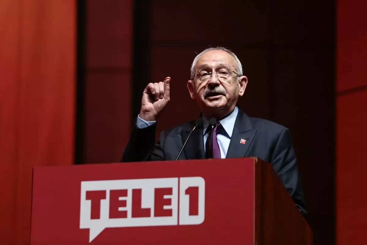 Kılıçdaroğlu: Aydınlar olmadan ülkeler ileriye gidemez