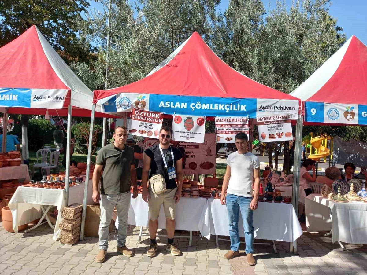 Bilecikli Çömlek Ustaları Kınık Çömleklerini İzmir\'de Tanıttı