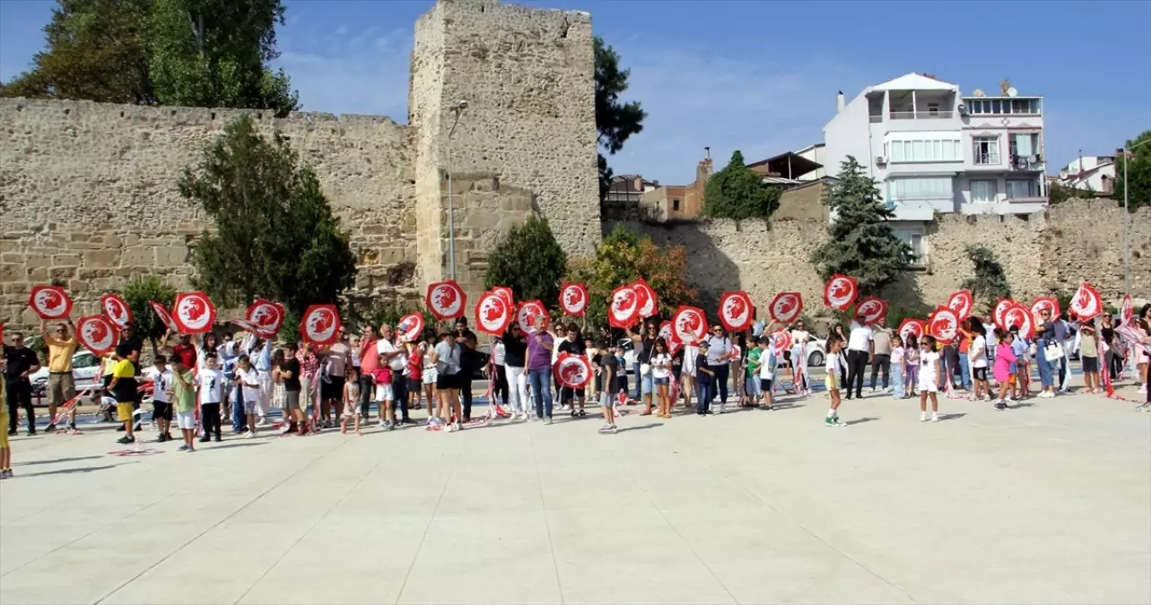 Atatürk\'ün Sinop\'a Gelişinin 95. Yılında Uçurtma Şenliği Düzenlendi