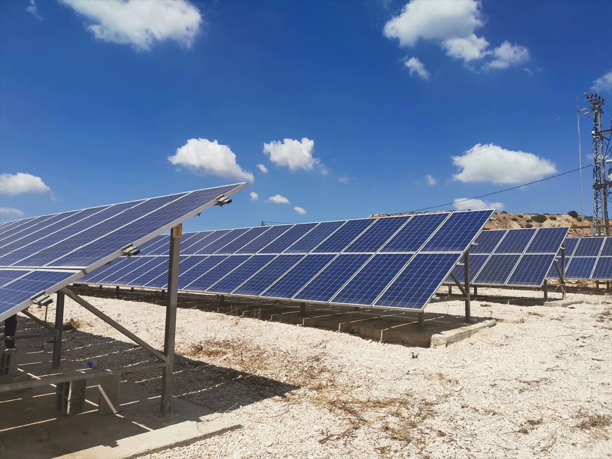 TİKA, Filistin\'in Yabed Belediyesi\'ne güneş enerjisi sistemi projesiyle destek oldu