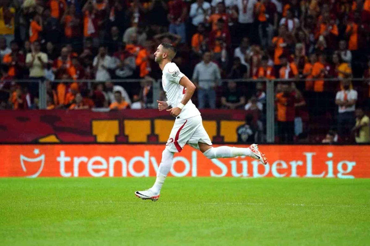 Galatasaray, Samsunspor\'u 3-0 mağlup etti