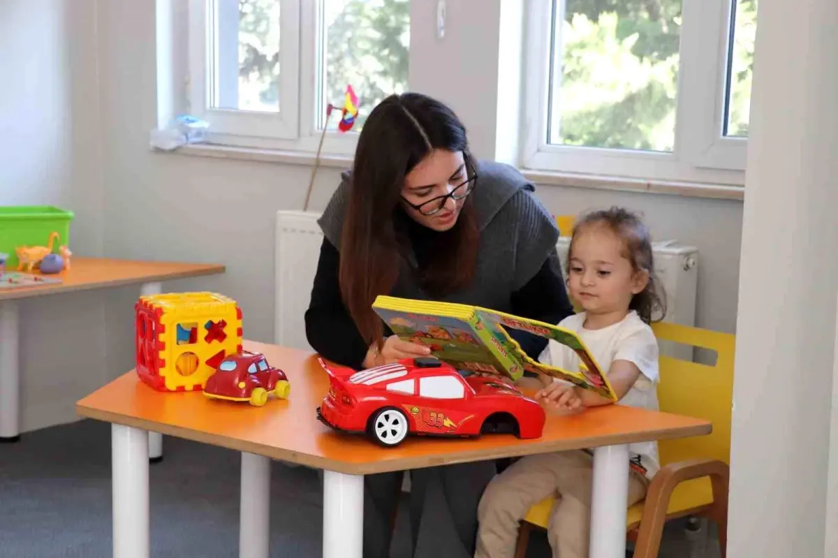 Tokat\'ta Otizmli Çocuklara Erken Müdahale Merkezi Hizmeti