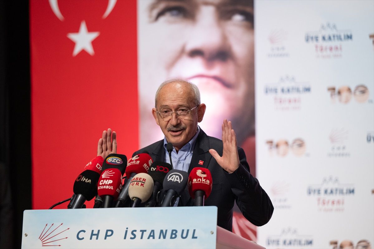 Kılıçdaroğlu: CHP Genel Başkanları Zenginleşmedi, Topluma Hizmet Etmeyi Şiar Edindik