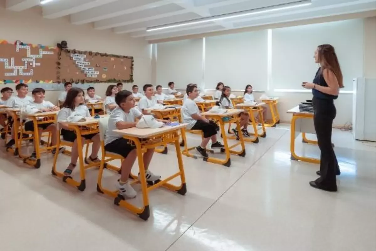 Darüşşafaka, deprem bölgesinden 104 öğrenciye eğitim imkanı sağlıyor