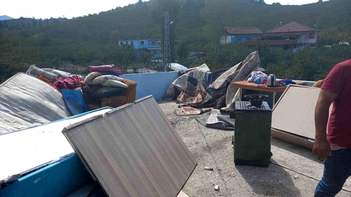 Zonguldak Alaplı\'da Müstakil Evde Yangın Çıktı