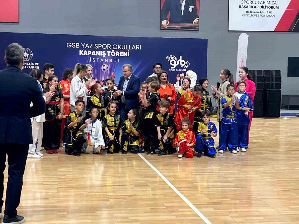 Gençlik ve Spor Bakanı Yaz Spor Okulları Kapanış Törenine Katıldı
