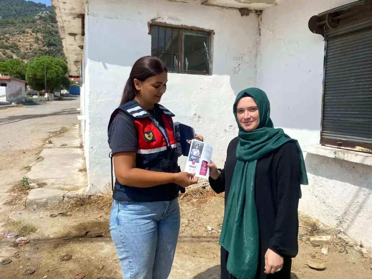 Aydın Jandarma Komutanlığı, Söke\'de esnaf ve vatandaşlara eğitim verdi