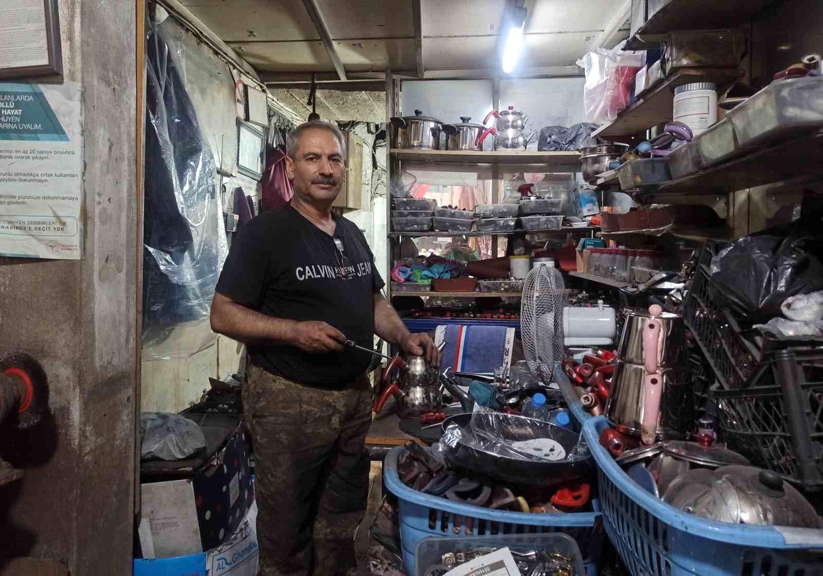 Kahramanmaraş\'ta Tamir Ustası Eşyalara Yeniden Hayat Veriyor