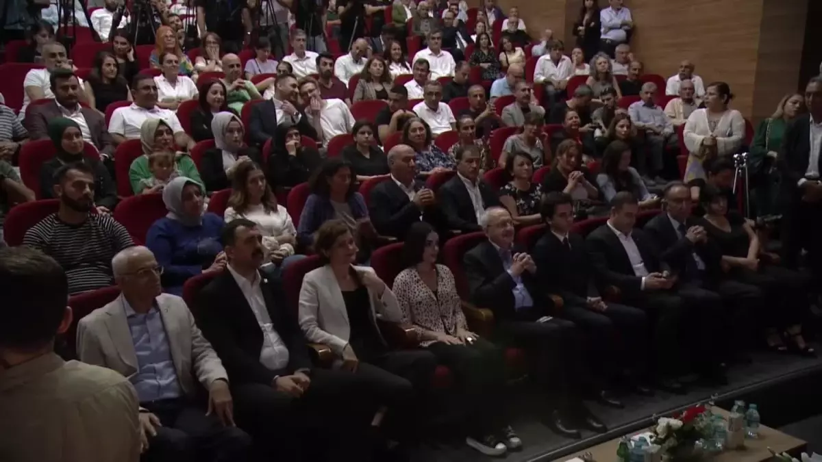 Kemal Kılıçdaroğlu: "Yeteri Kadar Vatandaşın Kapısını Çalamadık, Onların Derdini Yeteri Kadar Dinlemedik"