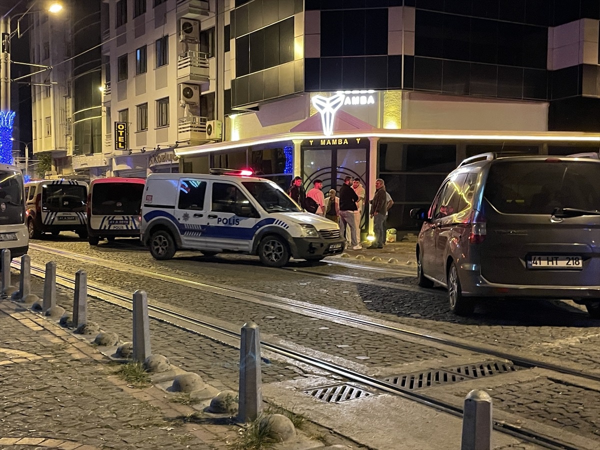 İzmit\'te silahlı kavgada 2 yaralı, 1 şüpheli tutuklandı