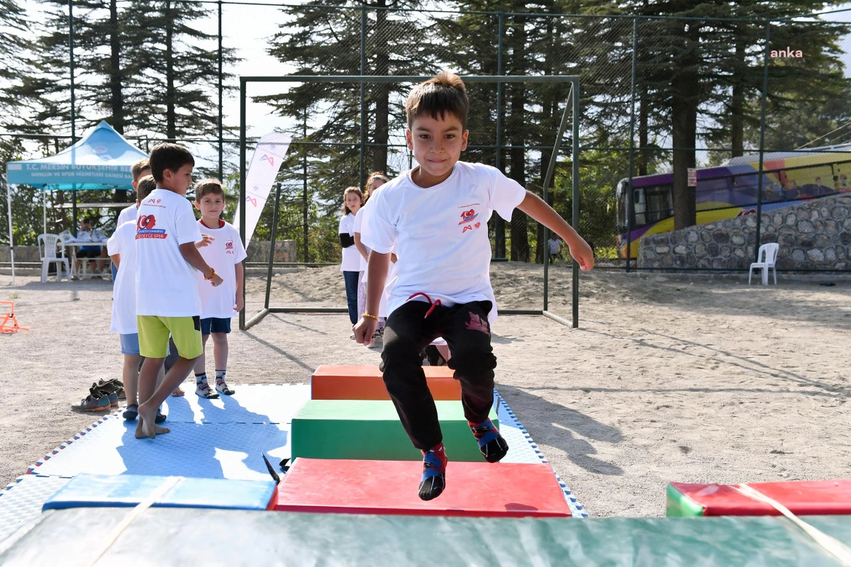 Mersin Büyükşehir Belediyesi, kırsaldaki çocukları sporla buluşturuyor