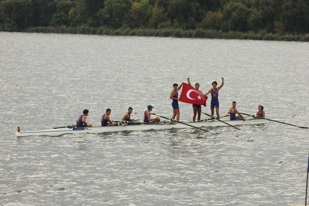 Türkiye Kürek Milli Takımı Balkan Şampiyonası\'nda 16 madalya kazandı