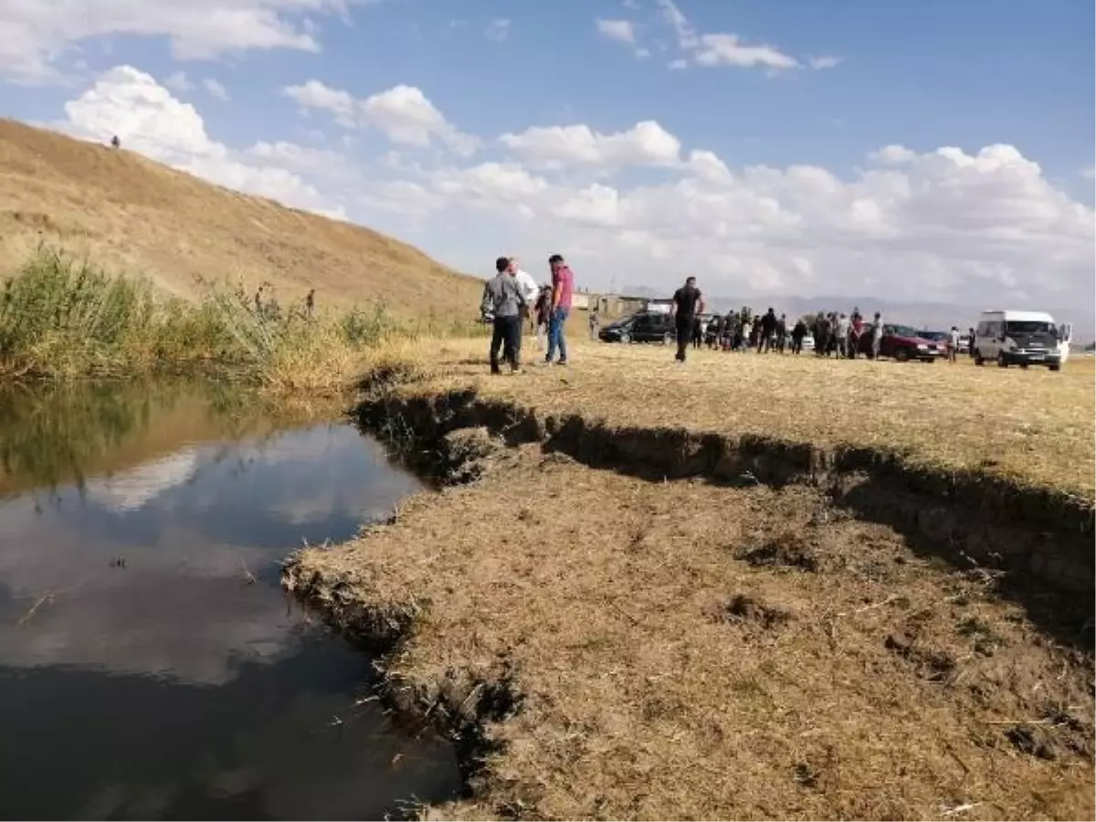 Ağrı'da Dereye Giren Genç Hayatını Kaybetti