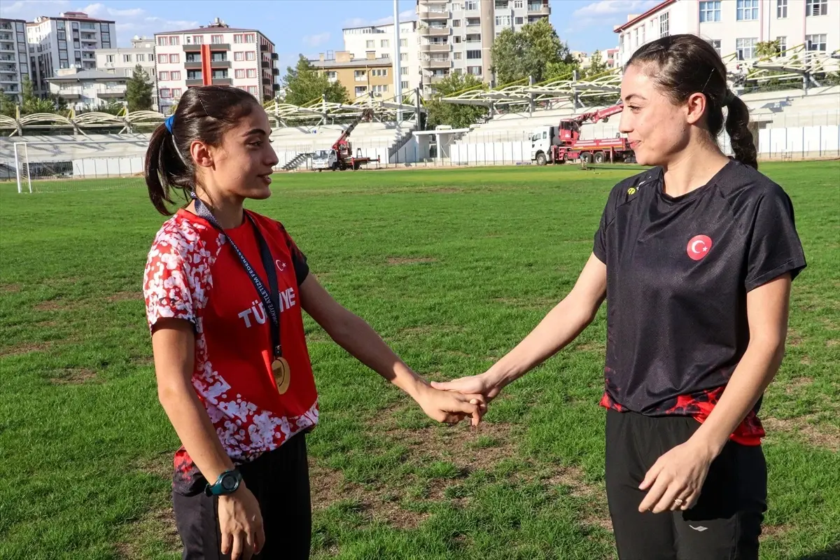 Siirtli Kız Kardeşler Atletizmde Başarı Peşinde