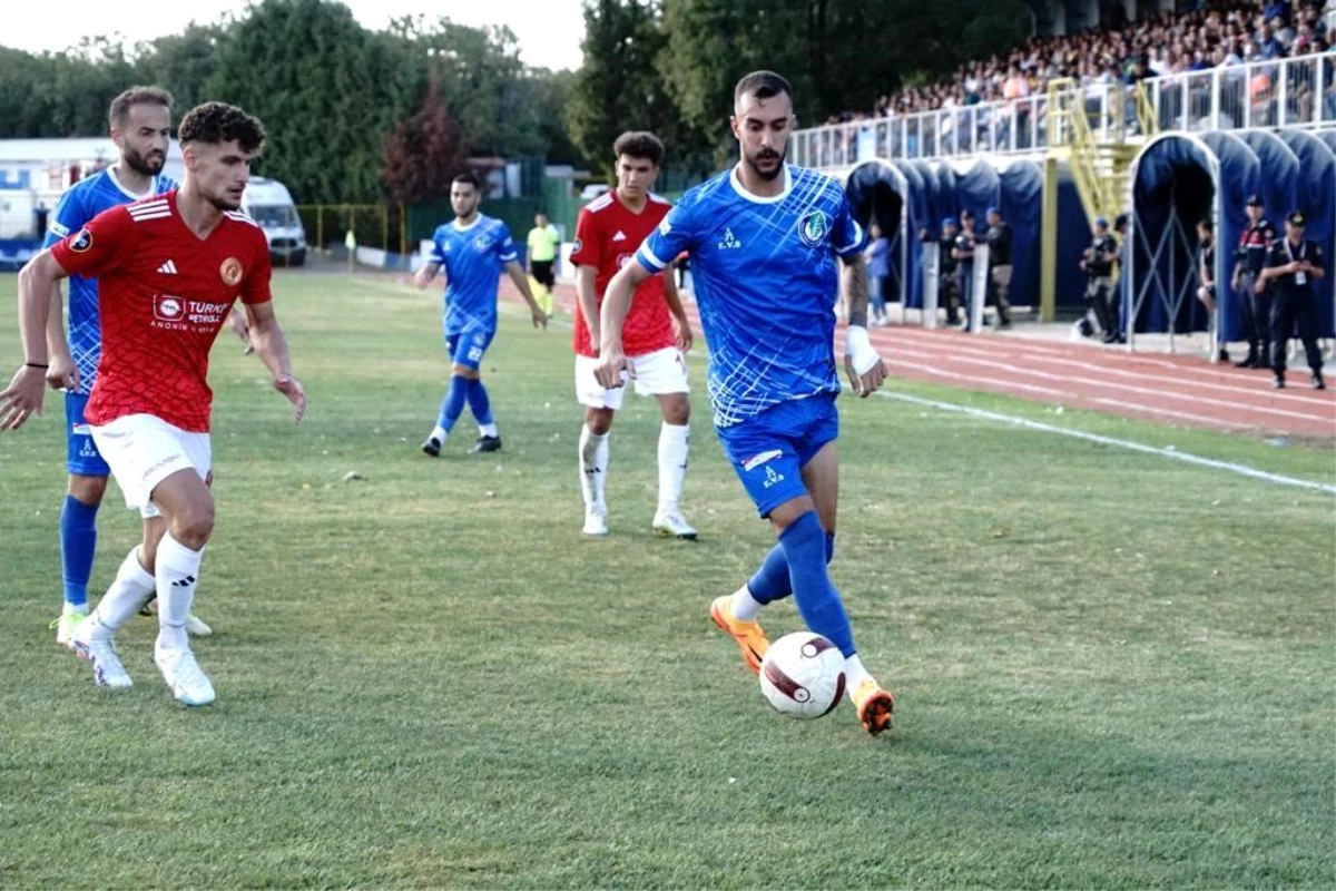 Ergene Velimeşespor ile Batman Petrolspor 1-1 berabere kaldı