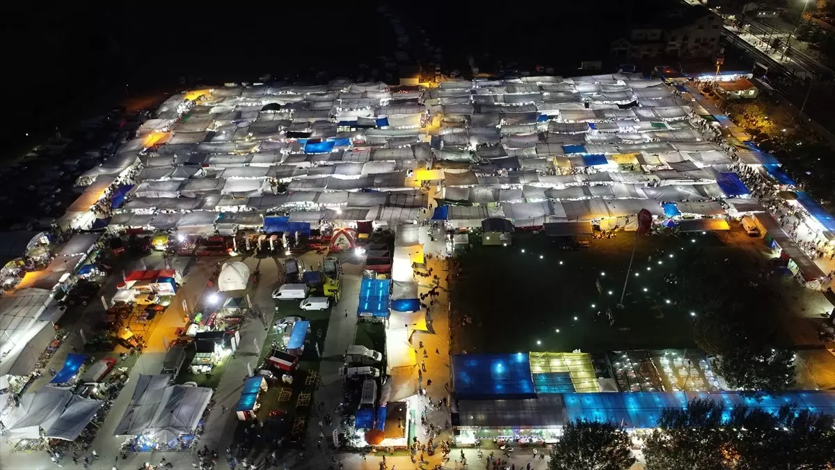 Pehlivanköy\'de 113. kez düzenlenen Pavli Panayırı renkli görüntülere sahne oluyor