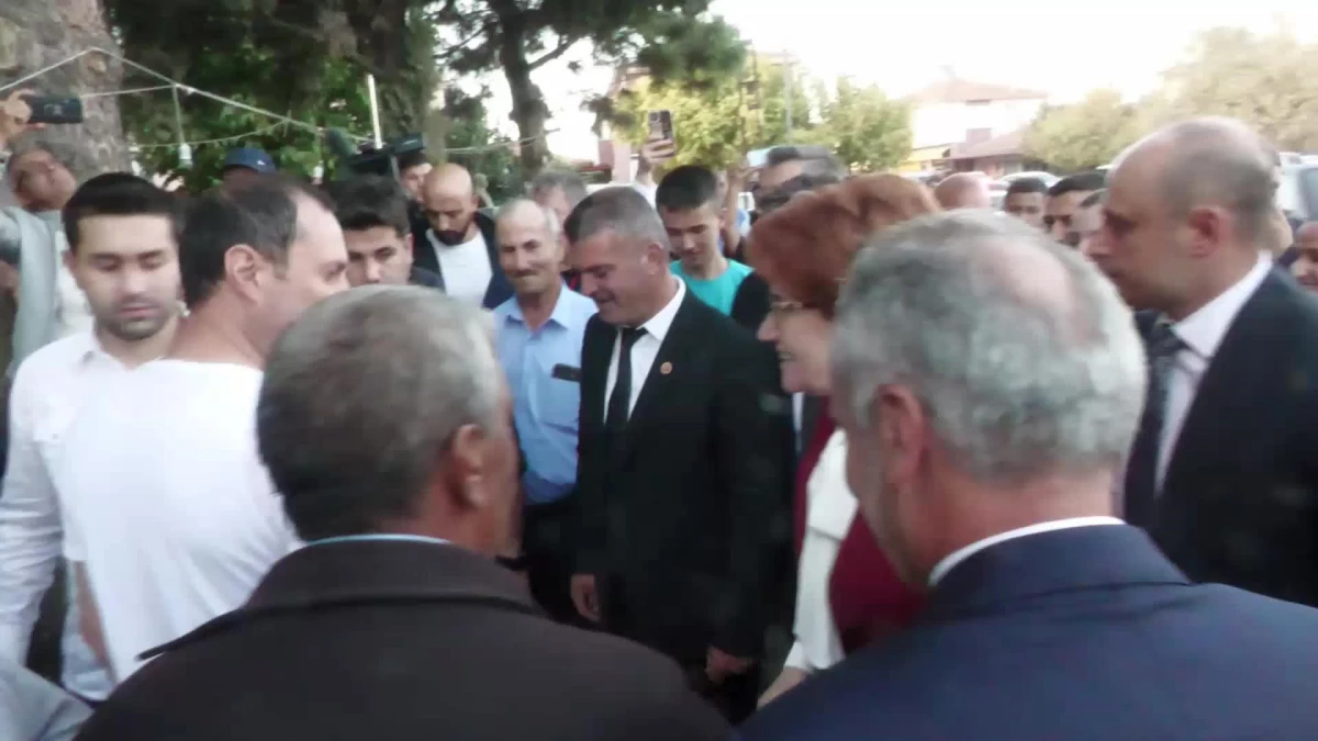 Meral Akşener, İYİ Parti Edirne İl Başkanlığı\'nı ziyaret etti