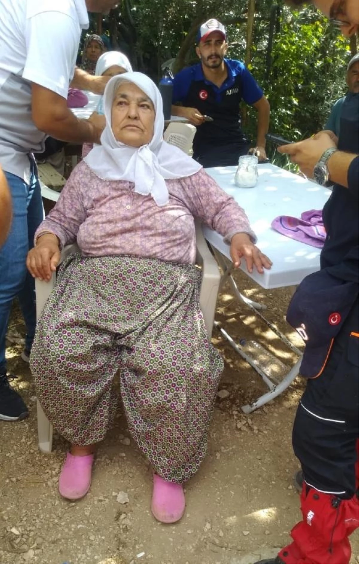 Antalya\'da Kaybolan Kadın Uyurken Bulundu