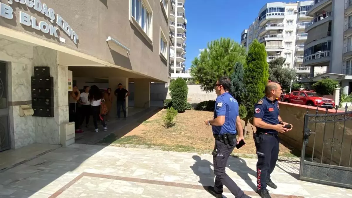 Aydın\'da bir apartmanda çıkan yangın panik yarattı