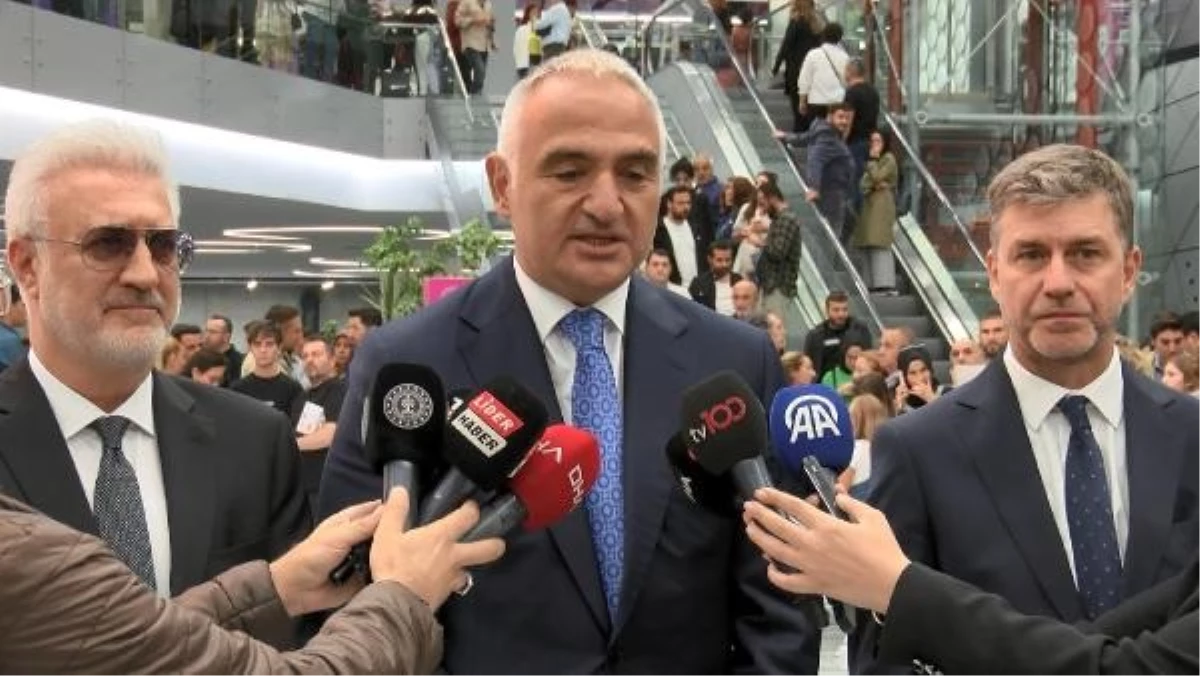 Kültür ve Turizm Bakanı Mehmet Nuri Ersoy, yeni genel müdürlerle bir araya geldi