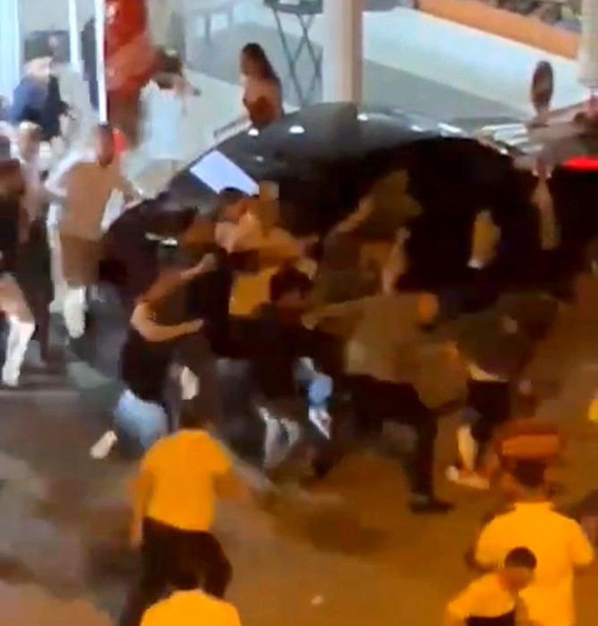 Adana\'da Husumetli İki Aile Düğünde Kavga Etti