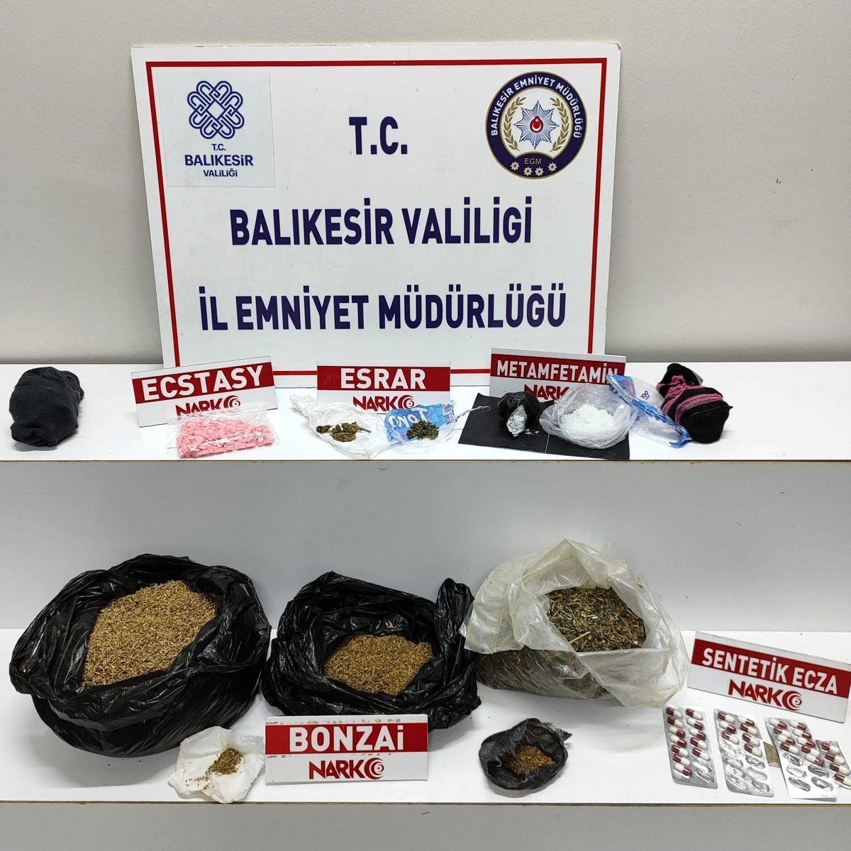 Edremit\'te Uyuşturucu Operasyonunda Çok Miktarda Madde Ele Geçirildi