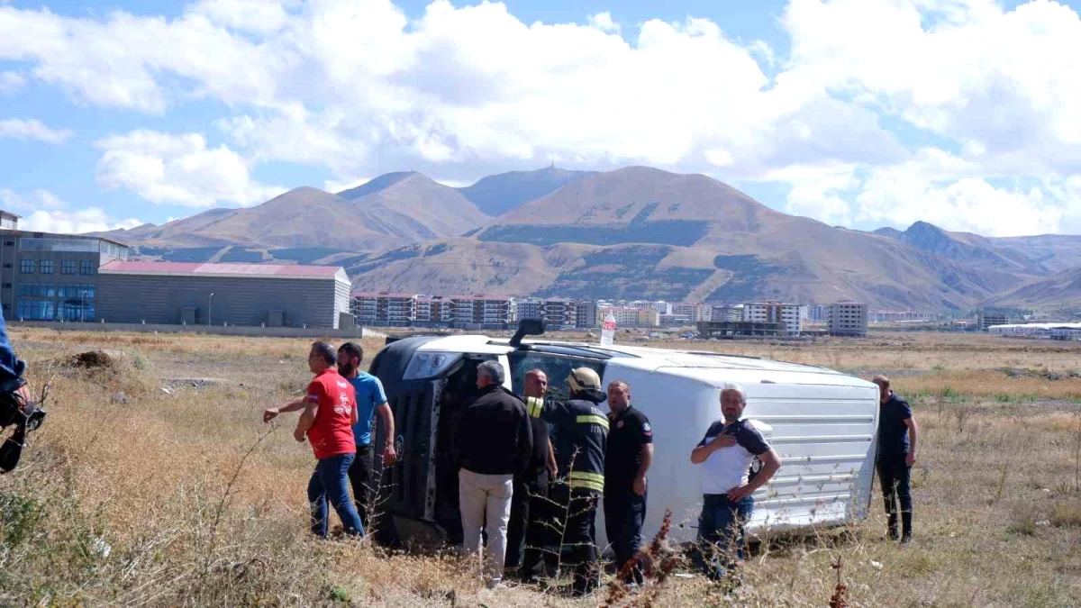 Erzurum\'da Palandöken ilçesinde araç takla attı, sürücü yaralandı