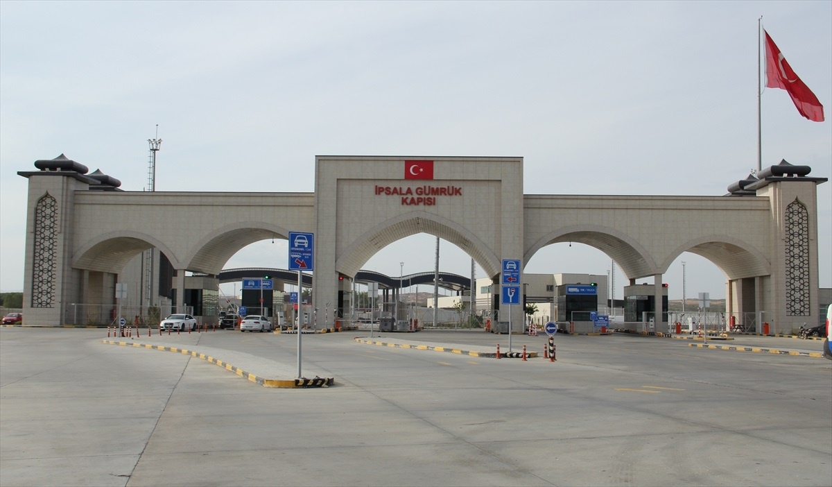 İpsala Sınır Kapısı\'nda Mobil Gümrükleme Noktası Hizmete Açıldı