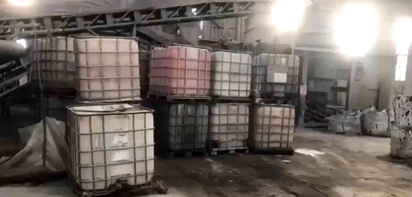 İzmir\'de 65,8 Ton Kaçak Akaryakıt Ele Geçirildi