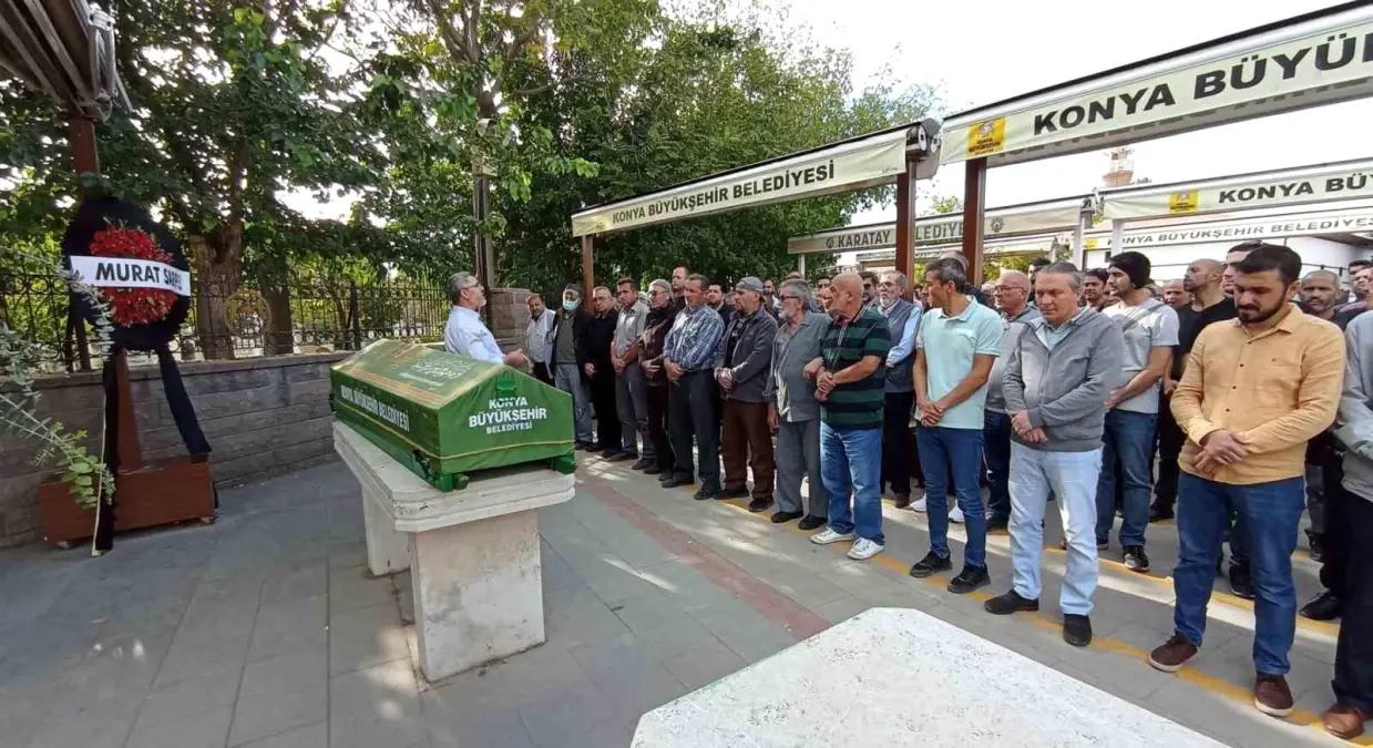 Manisa\'da Yarı Maratonda Kalp Krizi Geçiren Koşucu Son Yolculuğuna Uğurlandı