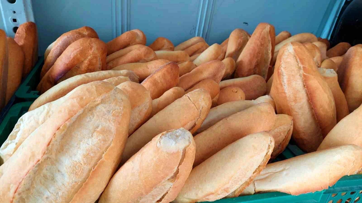 Süleymanpaşa Belediye Başkanı Hüseyin Uzunlar, Paşa Halk Ekmek fiyatlarıyla ilgili açıklama yaptı