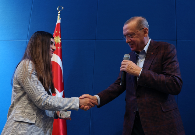 Son Dakika: Cumhurbaşkanı Erdoğan: 820 Ahıskalı, Türk vatandaşlığını kazandı