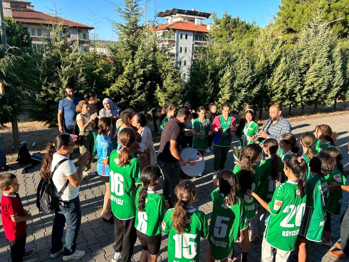 Muğla İl Karması Hokey Takımı Türkiye İkincisi Oldu