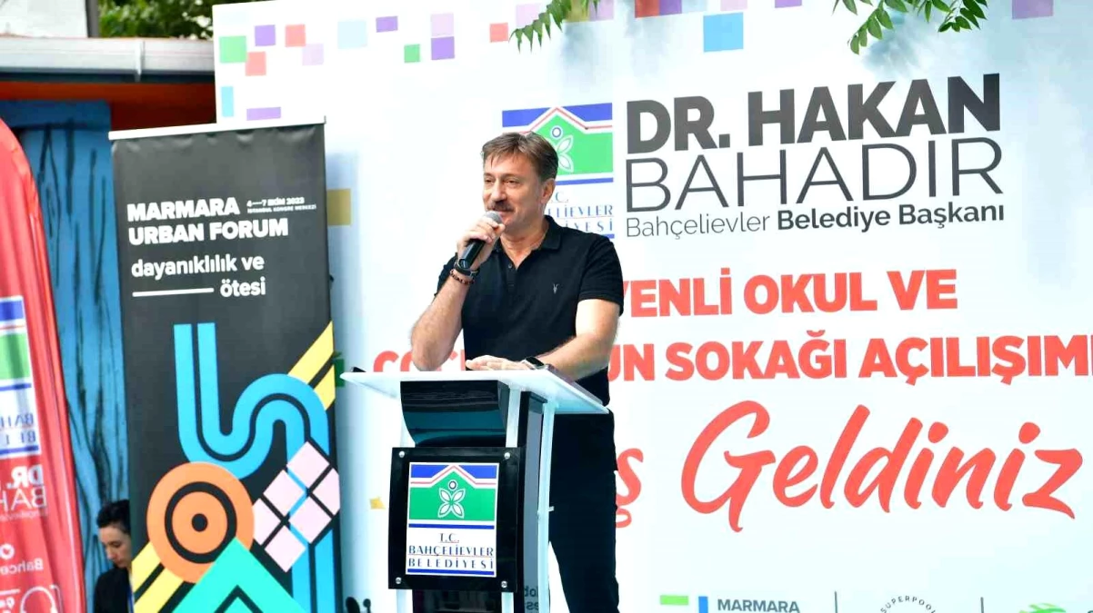 Bahçelievler Belediyesi \'Güvenli Okul ve Oyun Sokağı\' Projesini Hayata Geçirdi