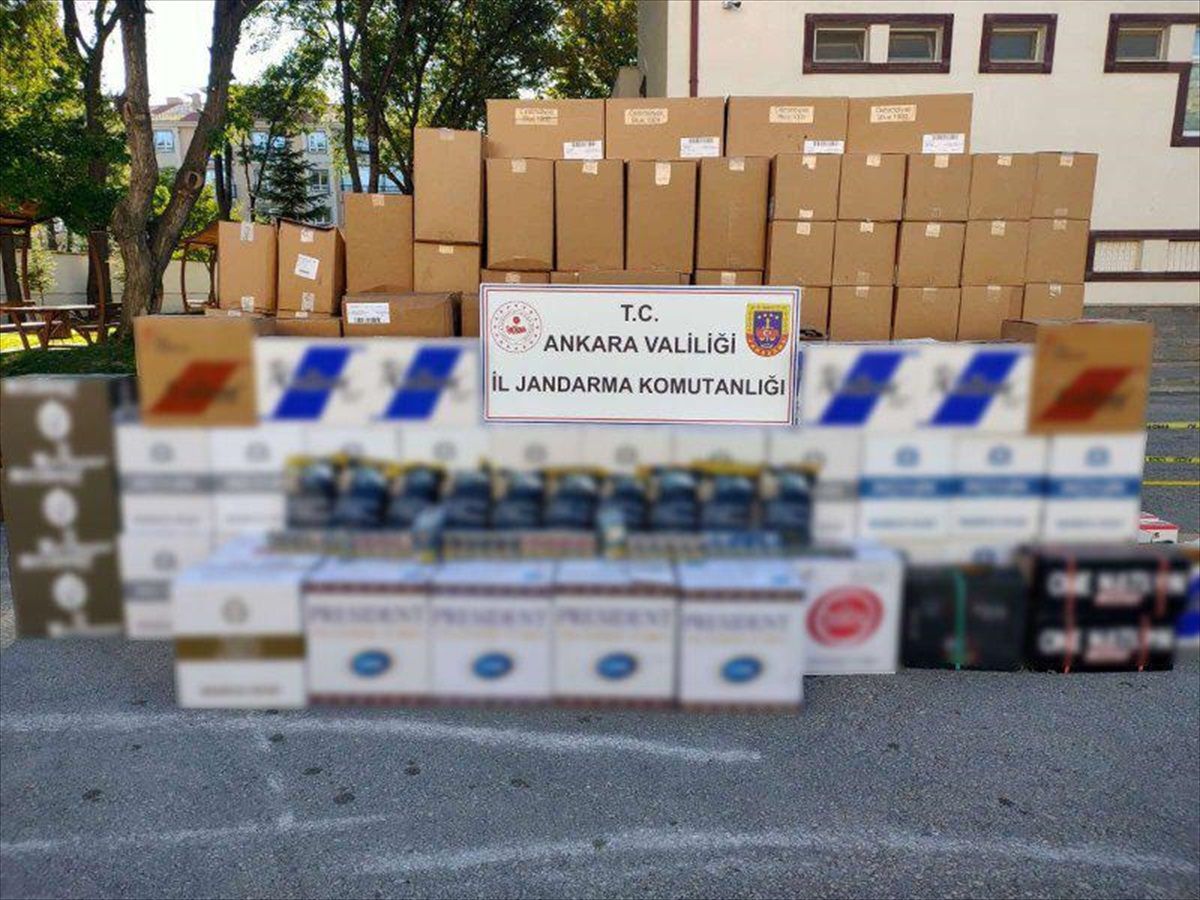Ankara\'da Kaçak Sigara Üretimi ve Uyuşturucu Operasyonu