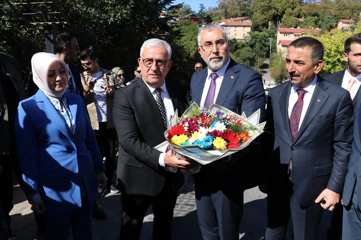 Çalışma ve Sosyal Güvenlik Bakanı Zonguldak\'ta Ziyaretler Gerçekleştirdi