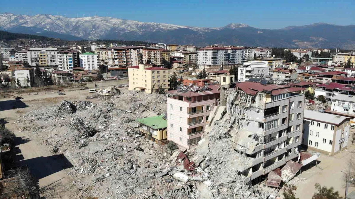Gaziantep\'teki depremde yıkılan apartmanla ilgili iddianamede ceza talebi