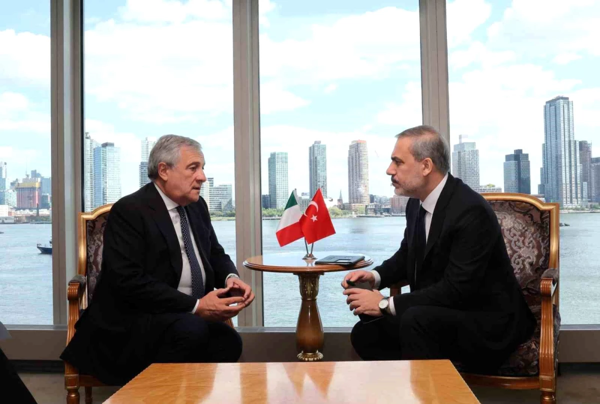 Dışişleri Bakanı Hakan Fidan, İtalya Başbakan Yardımcısı ile görüştü