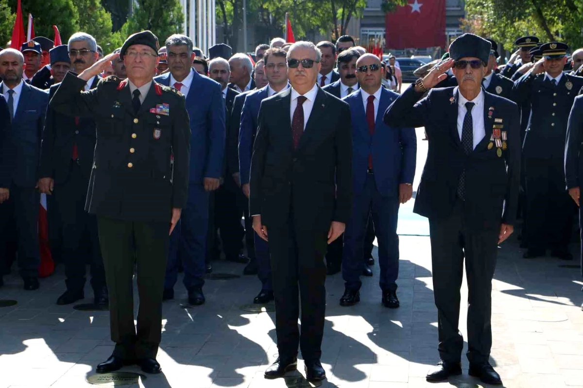 Diyarbakır\'da Gaziler Günü Töreni Düzenlendi