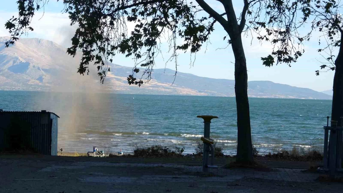 Eğirdir Gölü\'nde Bulunan 9 El Bombası İmha Edildi