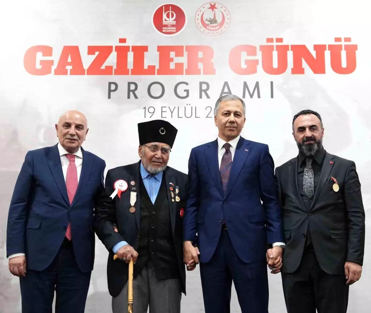 İçişleri Bakanı Ali Yerlikaya, gazilerle yemekte bir araya geldi