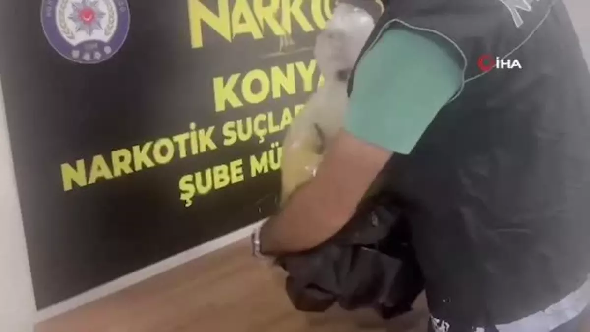 Kargo paketinden uyuşturucu çıktı